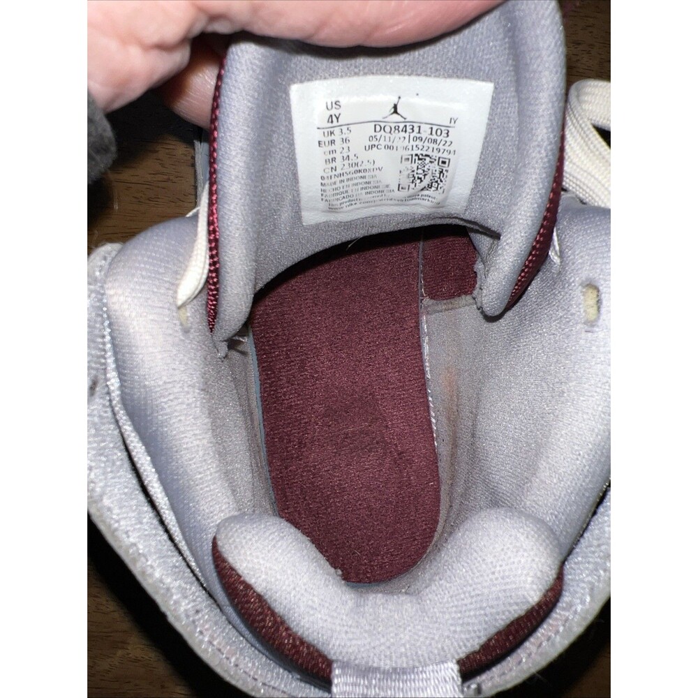 Nike Boys Air Jordan Jumpman Two Trey GS White‎ Cherrywood Red Sneakers Size 4Y - Picture 7 of 15
